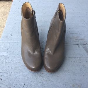 Nine West Gray booties size 6.5